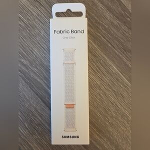 Samsung Fabric  Band Color Sand Slim Size S/M 20mm NWT For Watch 5 6 & 7
